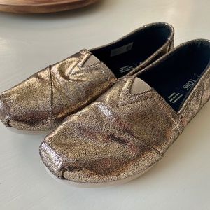 Tom’s Gold Crackle Shimmer Women’s Classics Size 7.5
